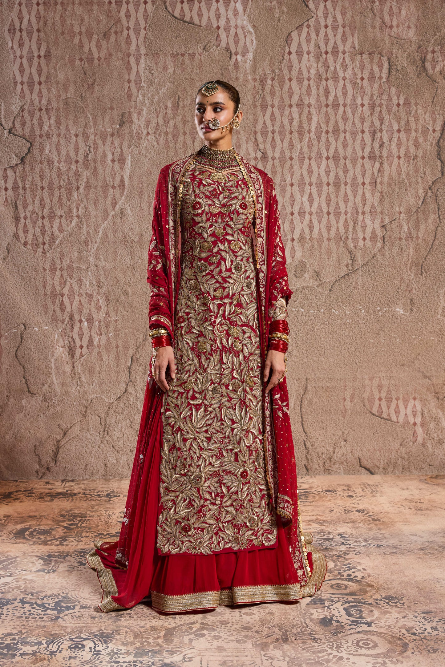 DEEP RED LONG SUIT & SHARARA SET