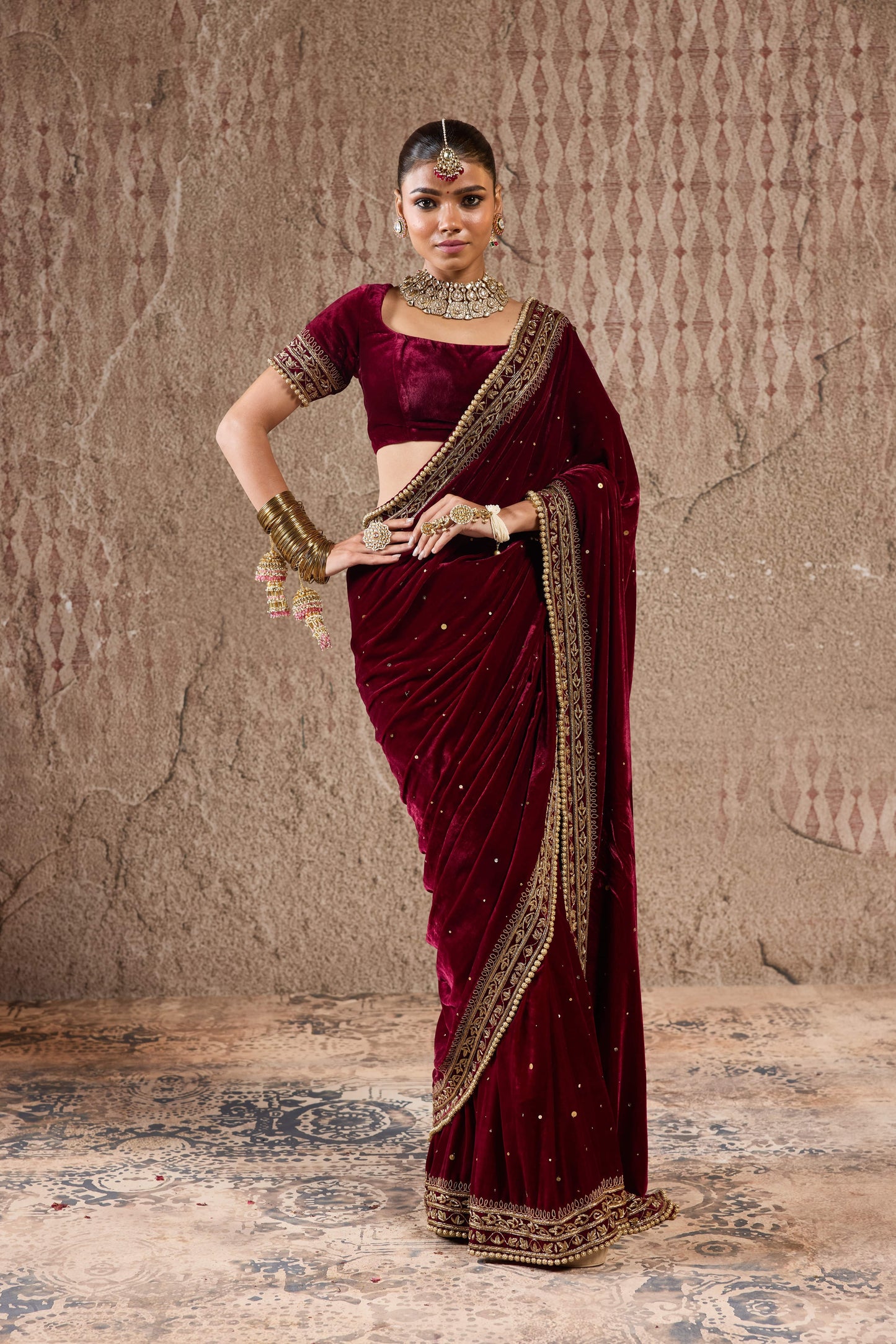 OPULENT VELVET SAREE WITH INTRICATE ZARDOSI EDGING