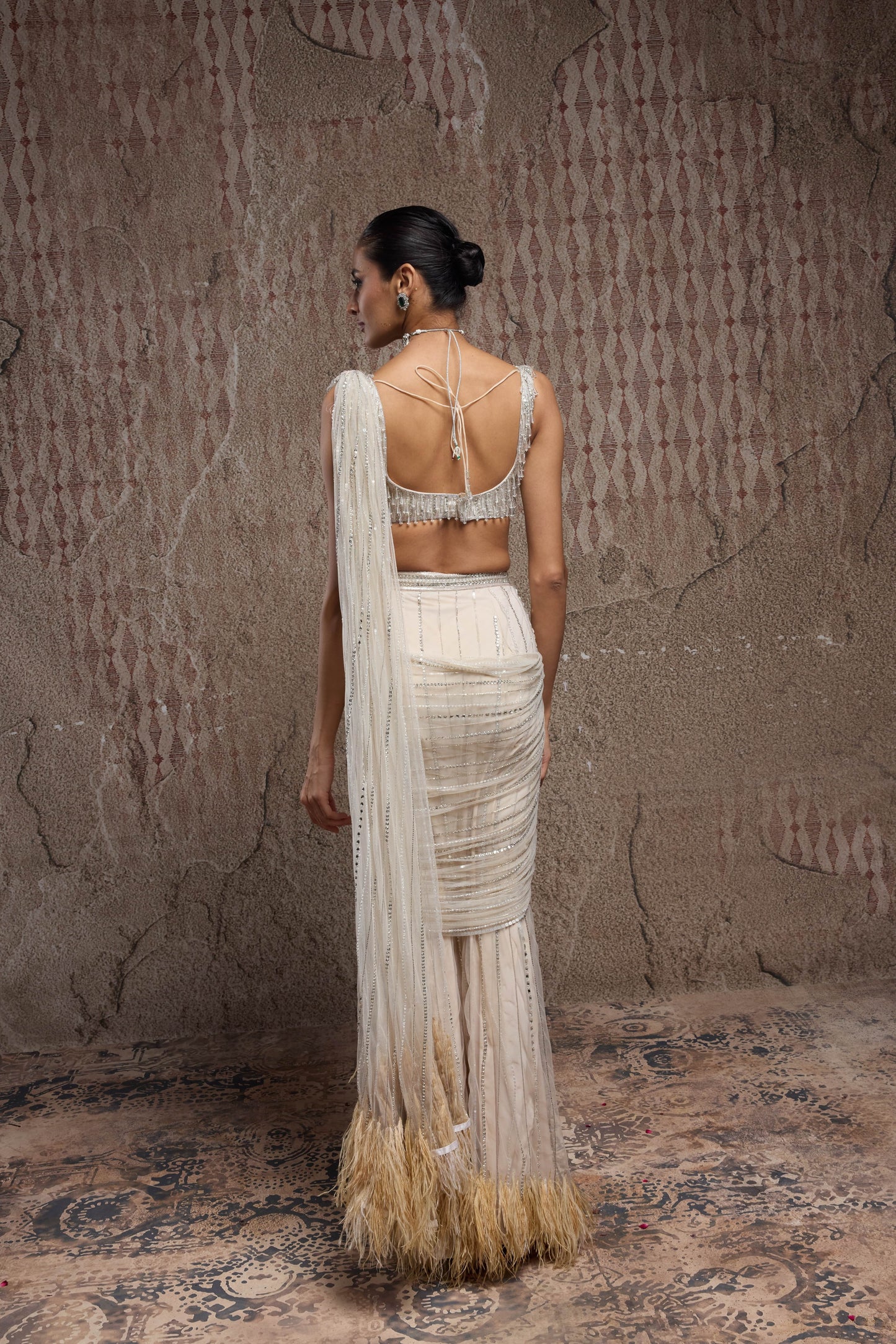 SLEEK FEATHERED SAREE FOR THE MODERN MUSE