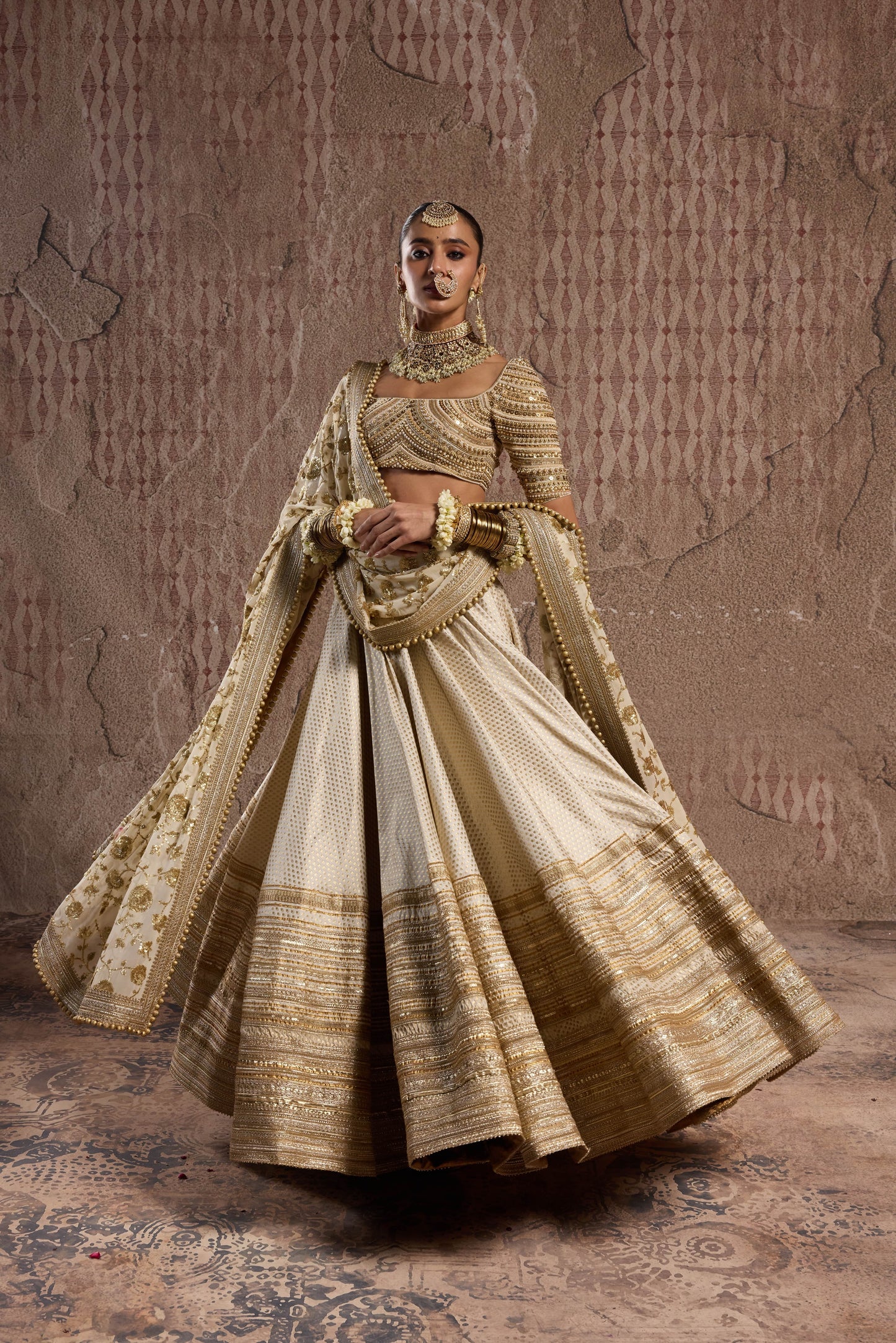 CLASSSIC IVORY LEHENGA WITH EMBELLISHED BORDER AND BLOUSE