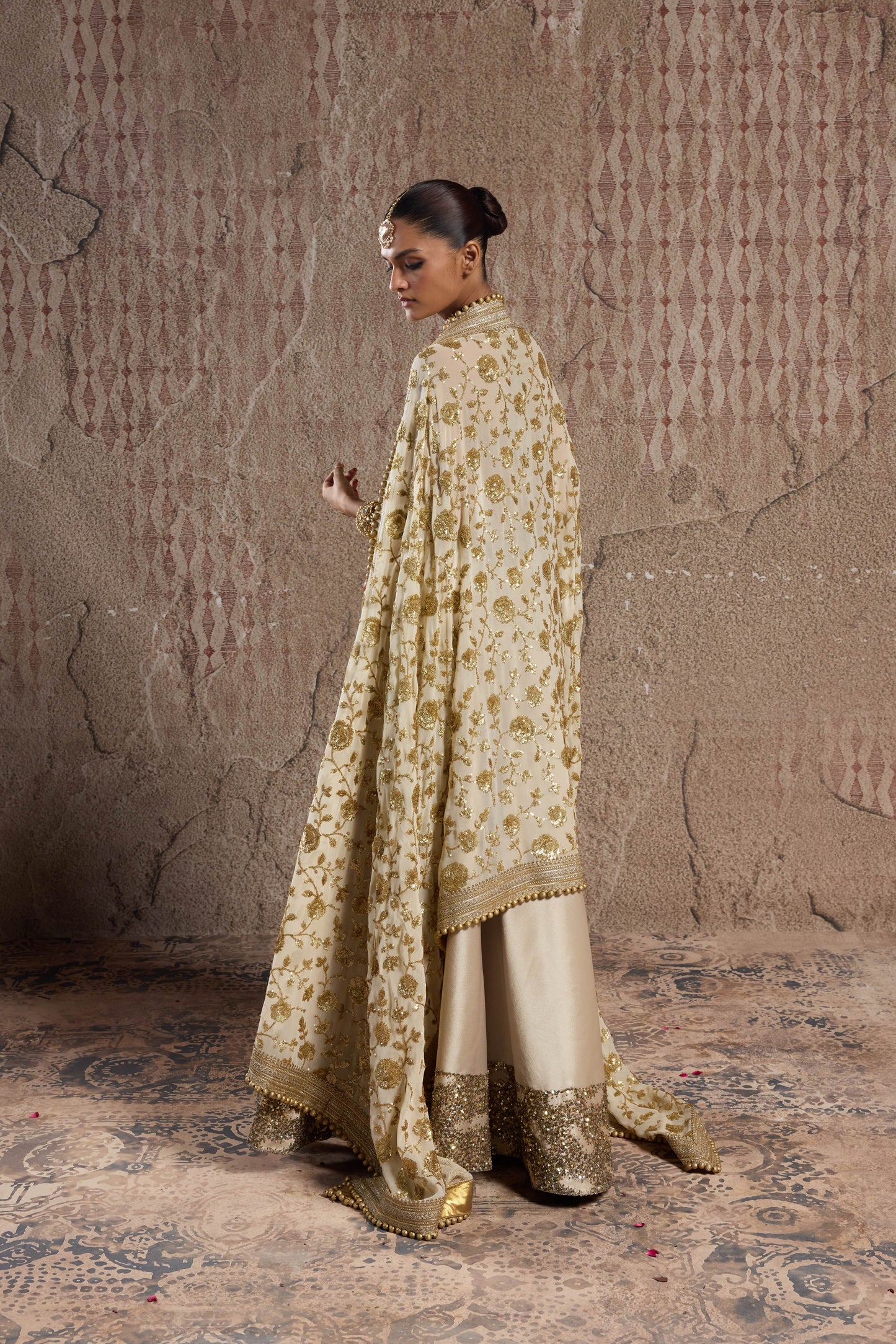 GOLD SHIMMER IMPORTED TISSUE ORGANZA LEHENGA SET WITH BROAD HANDCRAFTED  BORDER
