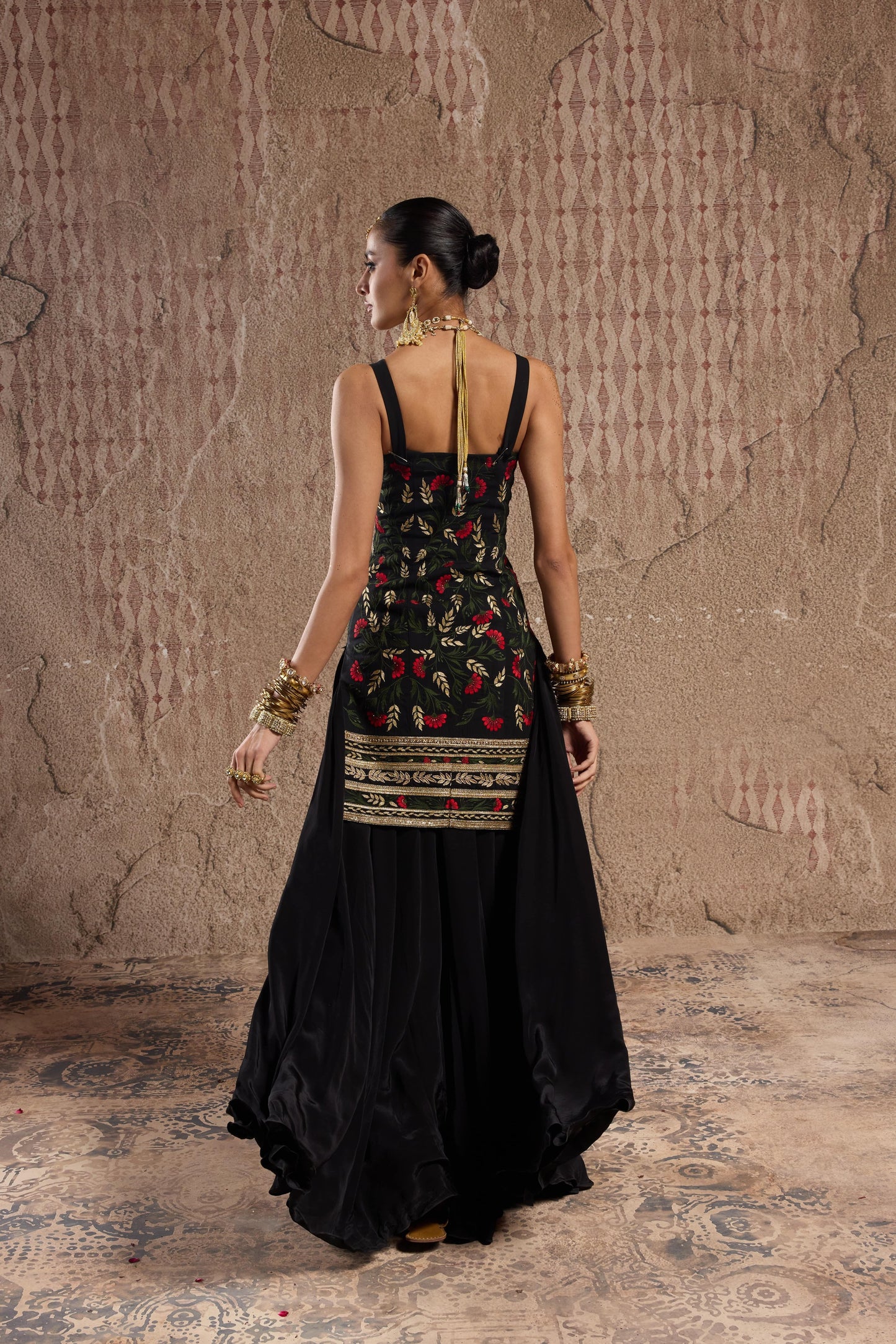 FLORAL NOIR: BLACK SHARARA SET WITH MODERN PUNJABI VIBES