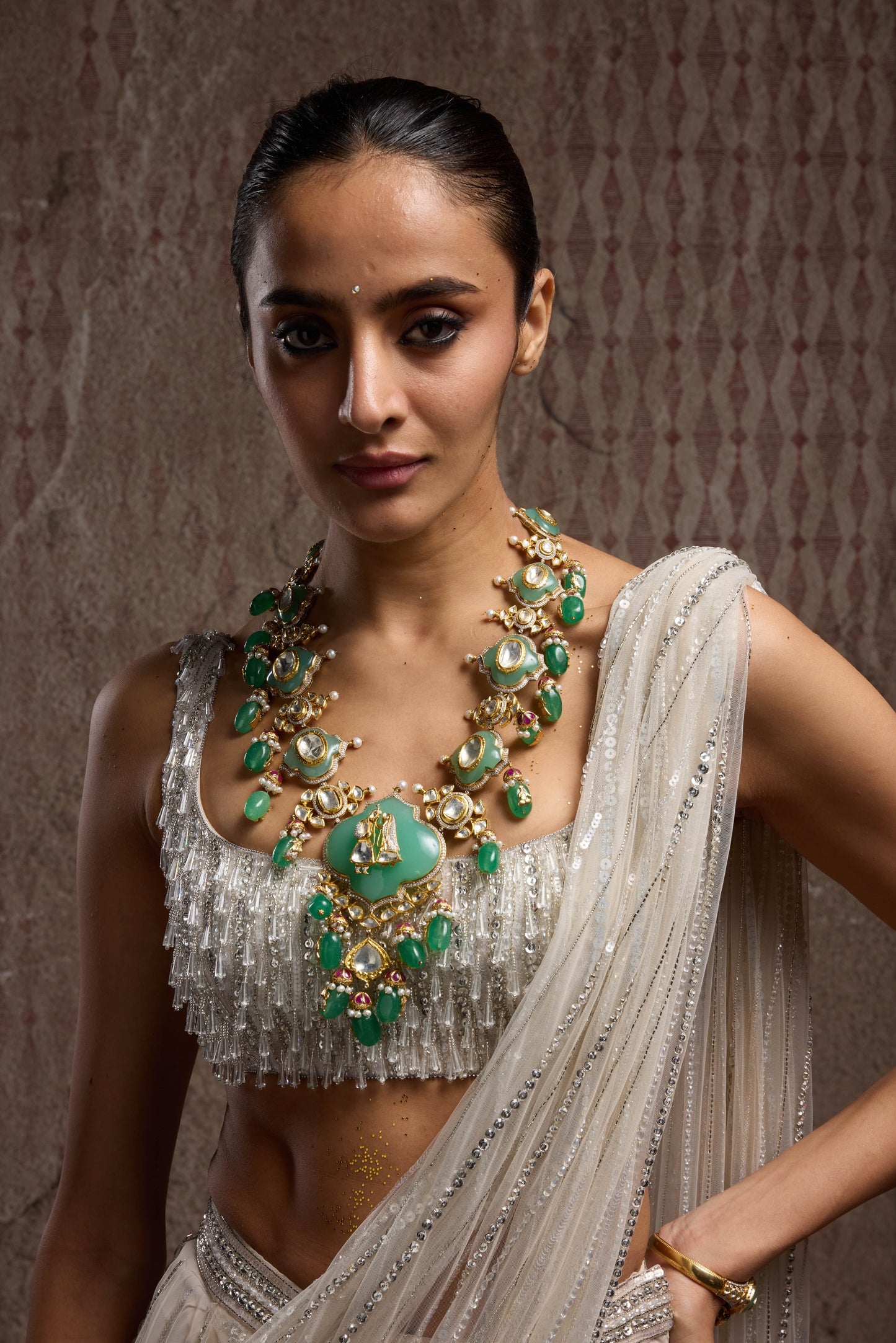SLEEK FEATHERED SAREE FOR THE MODERN MUSE